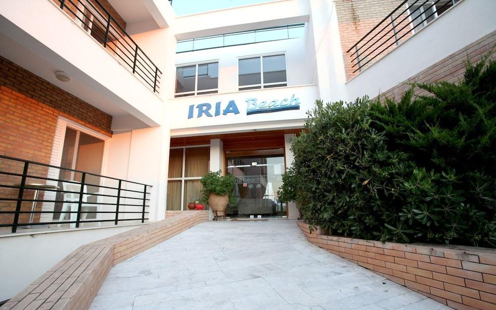 Iria Beach 외부 사진