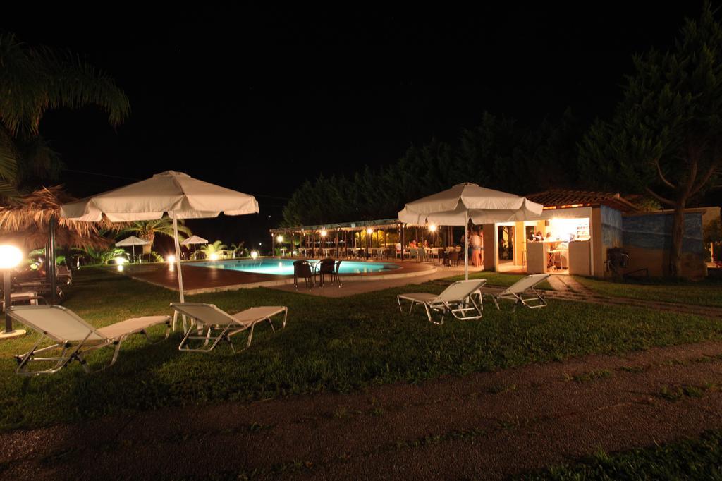 Iria Beach 외부 사진